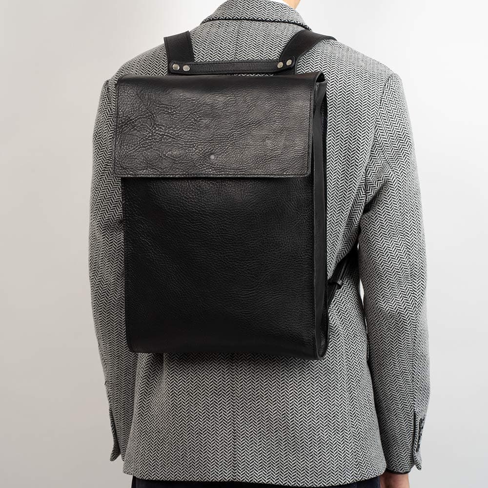 Leather laptop backpack - The Minimalist-7